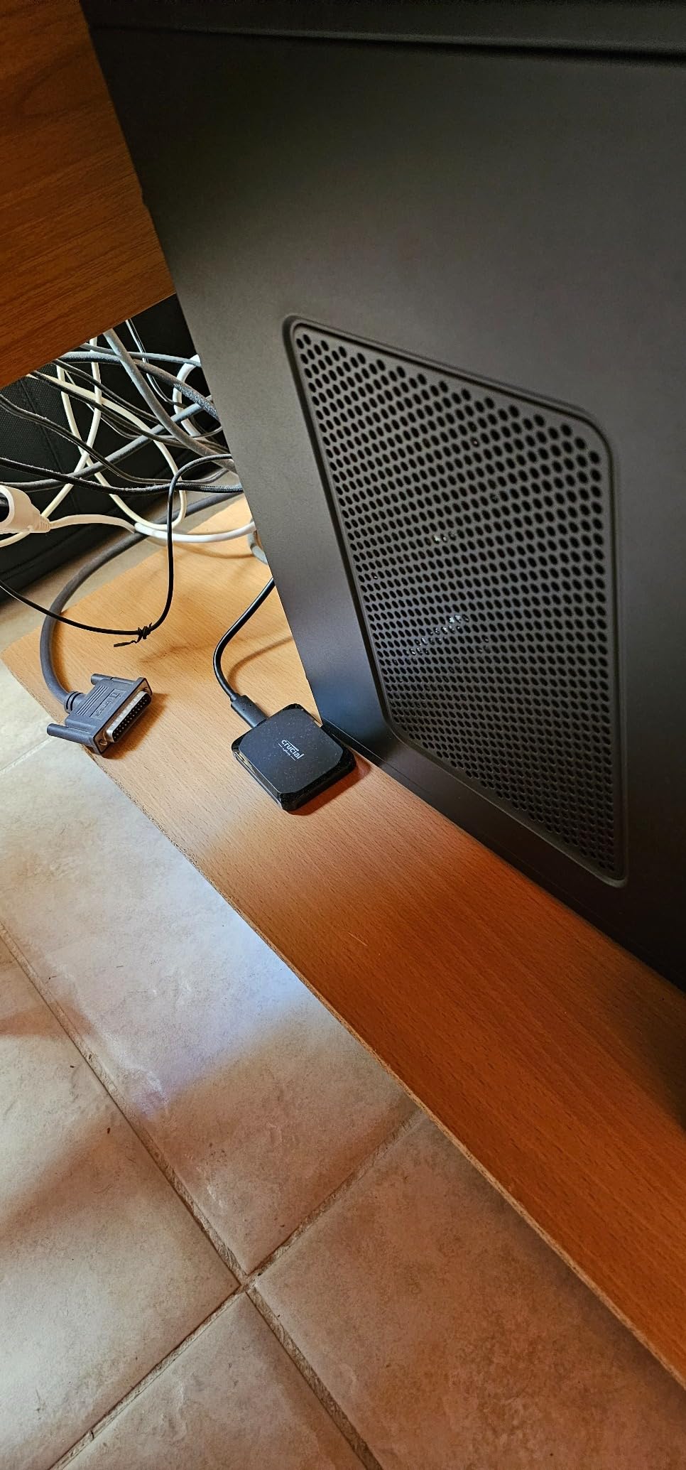 Compact et endurant