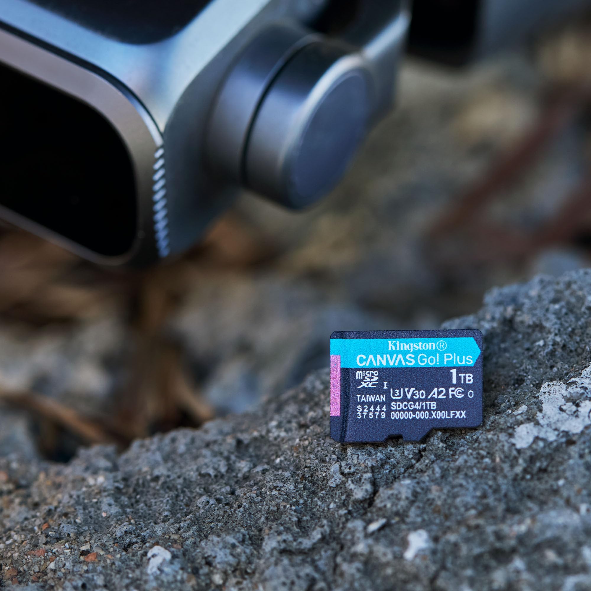 kingston-canvas-go-plus-microsdxc-256-go-gen4-200-mo-s-a2-u3-v30-adaptateur-sd image 5